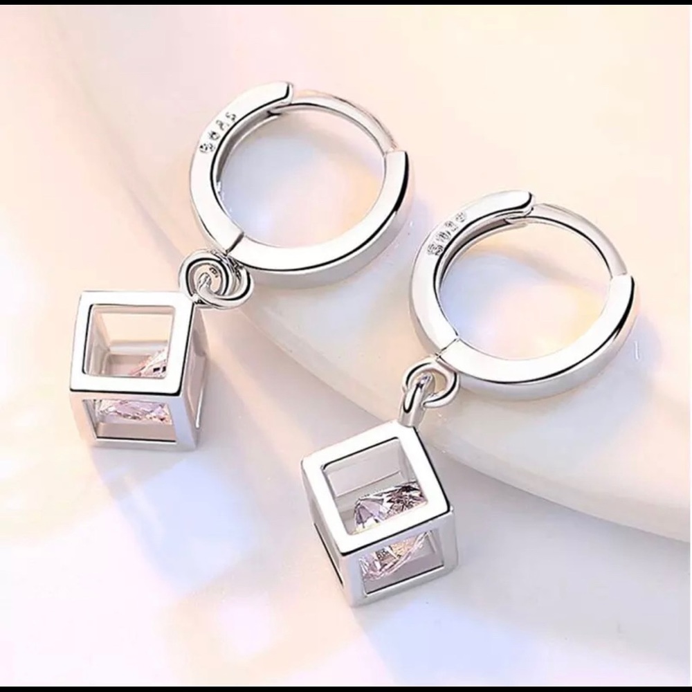 925 Sterling Silver Drop Earring - Picture 5 of 5